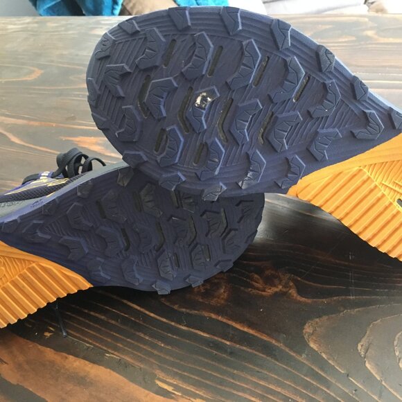 Mens New Balance - Size 8.5 - Picture 2 of 3